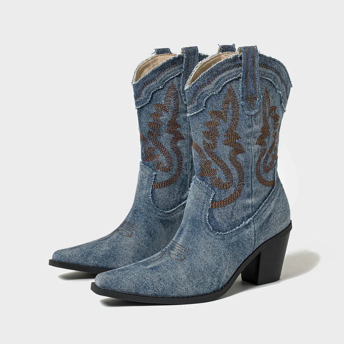 Stylish and Comfortable: Women's Ankle Cowboy Boots